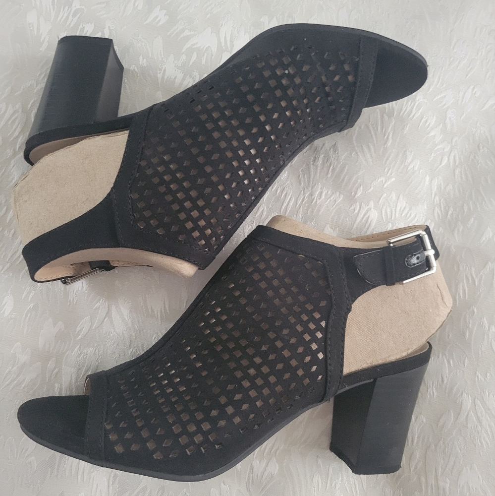 Black sandal heels bootie size 7.5